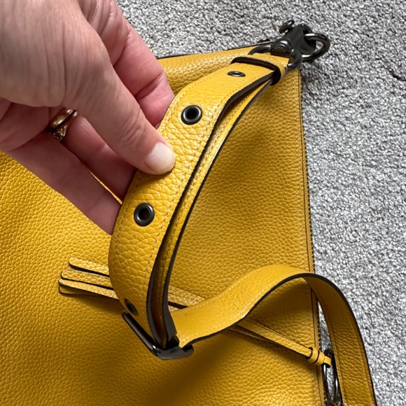 Coach duffle flax yellow - Picture 5 of 11
